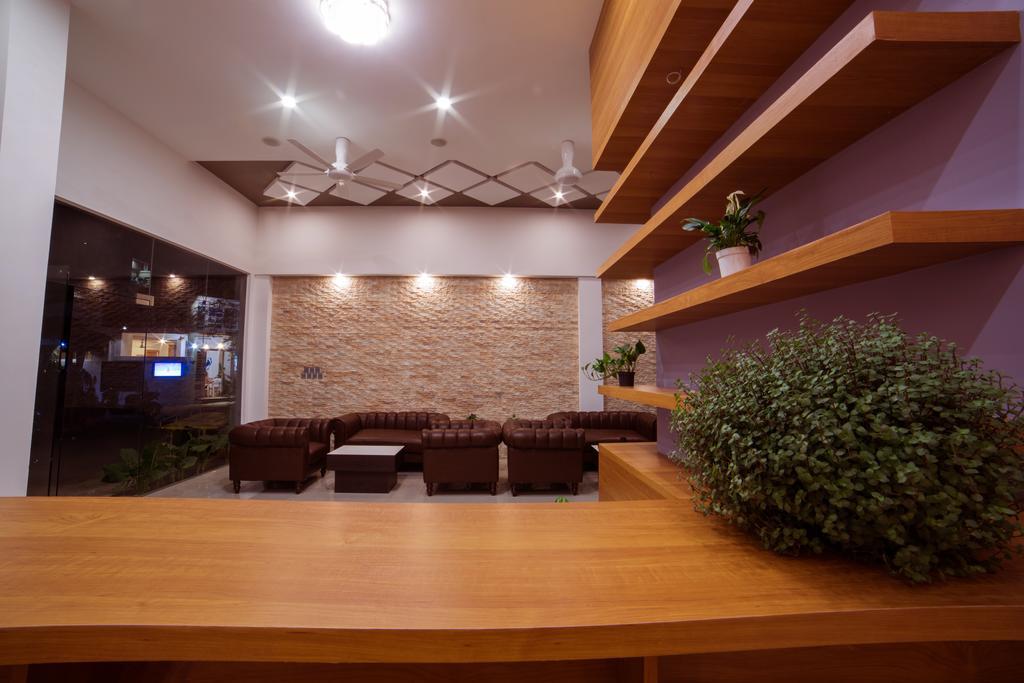 Guest house Kuredhi Beach