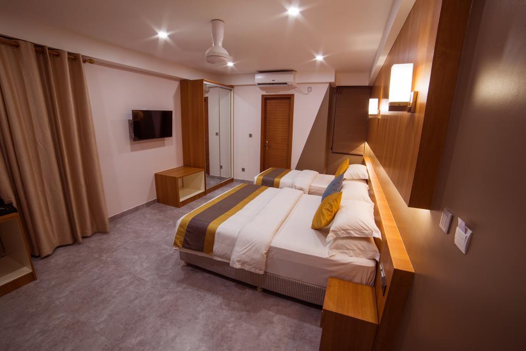 Kuredhi Beach Guest house 3*