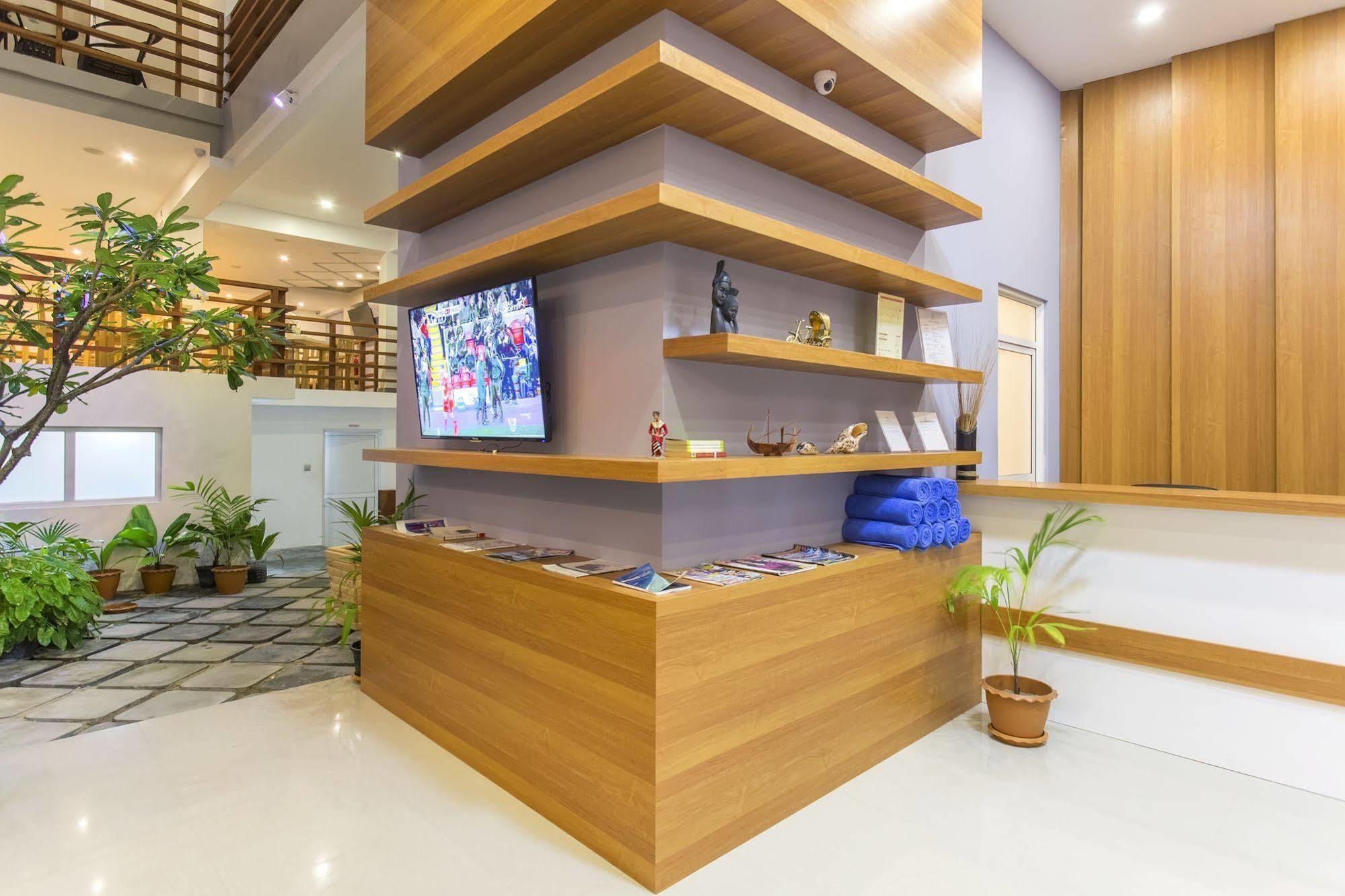 Kuredhi Beach 3*