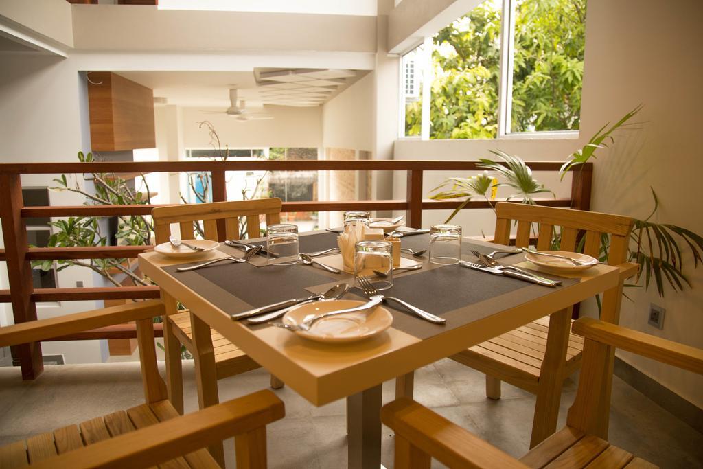 Pensiune Kuredhi 3*